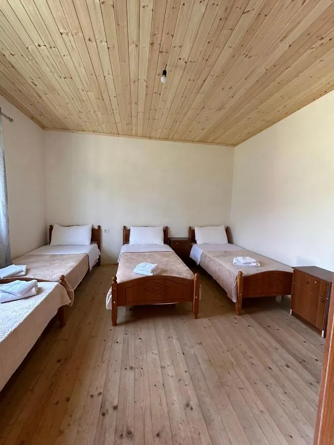 Guesthouse Freskia Theth 0*,
