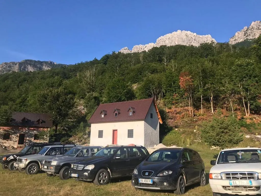 Guesthouse Freskia Theth