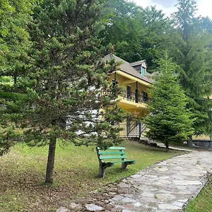 Bujtina Te Grima Hotel