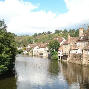 Saint Sauveur , Hérisson Frankrijk